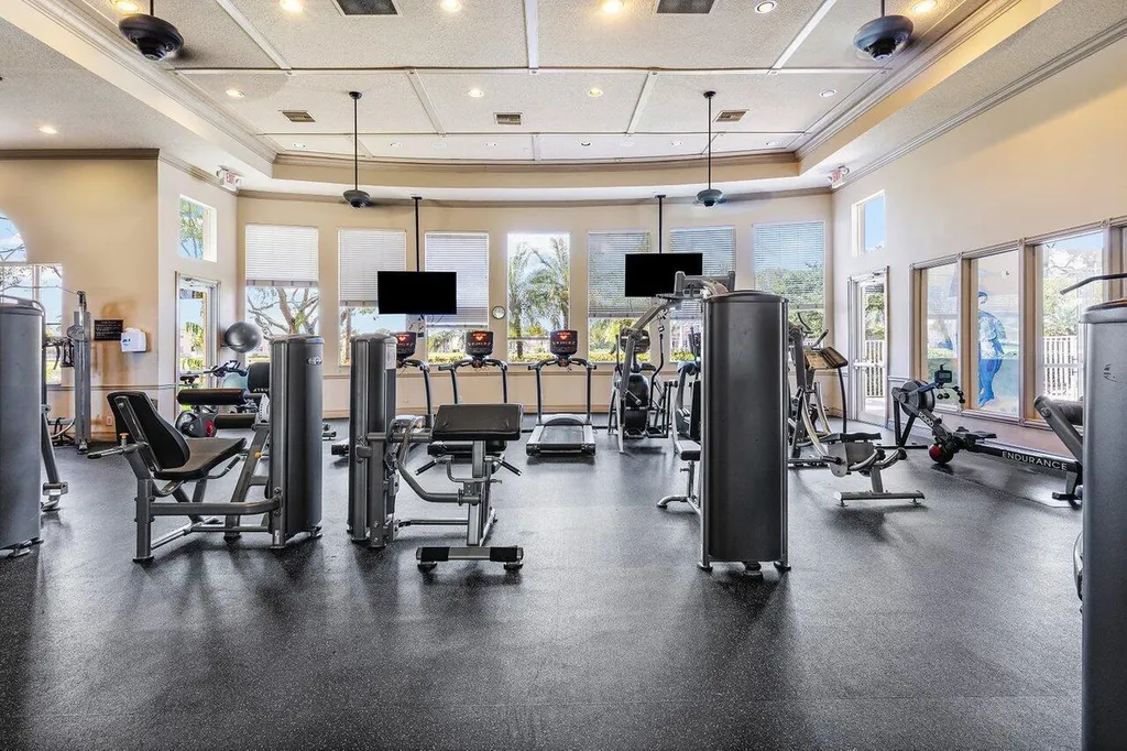 9915 Via Bernini Lake Worth FL 33467