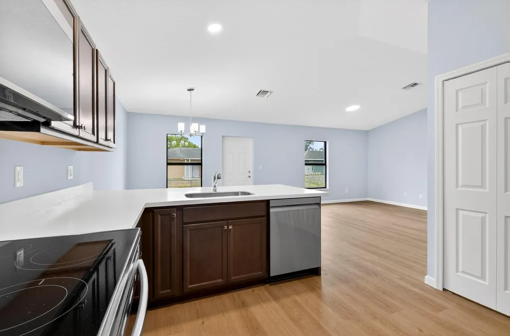 2875 NW 32nd Avenue Okeechobee FL 34972