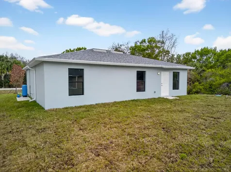 2875 NW 32nd Avenue Okeechobee FL 34972