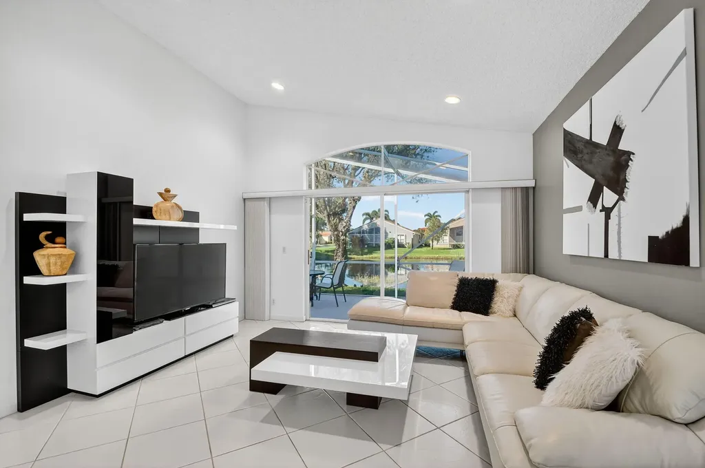 9607 Cherry Blossom Terrace Boynton Beach FL 33437