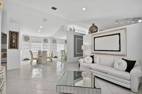 9607 Cherry Blossom Terrace Boynton Beach FL 33437