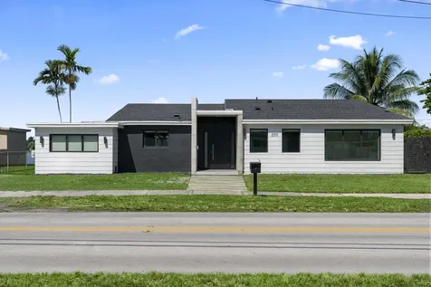 2511 NE 209th Terrace Miami FL 33180