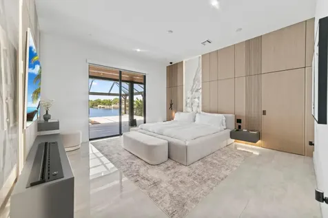 2511 NE 209th Terrace Miami FL 33180