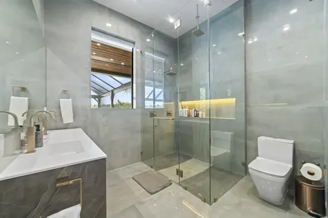 2511 NE 209th Terrace Miami FL 33180