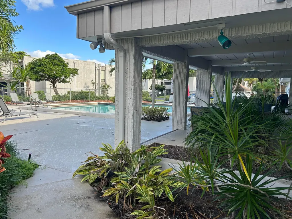 6514 Spring Bottom Way Boca Raton FL 33433