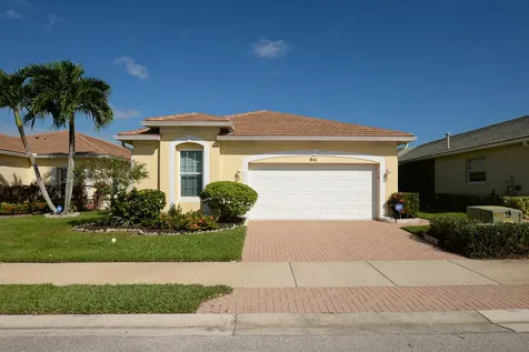 841 SW Rocky Bayou Terrace Port St Lucie FL 34986
