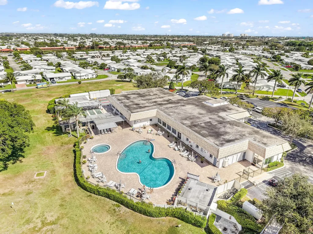 1501 SW 18th Drive Boynton Beach FL 33426