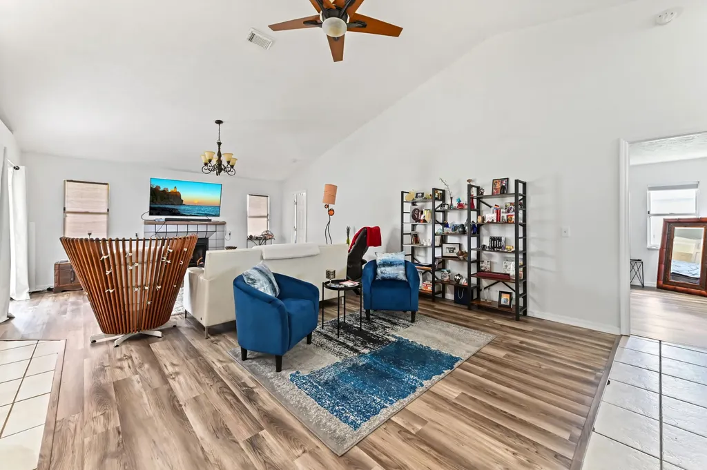 1014 SW Canary Terrace Port St Lucie FL 34953