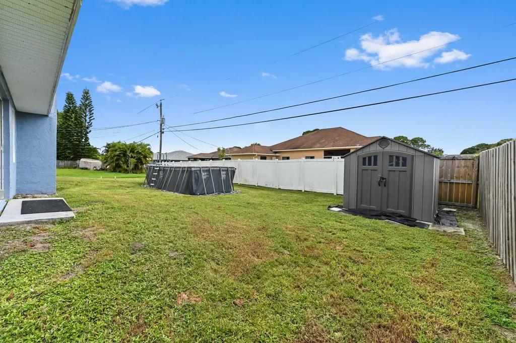1014 SW Canary Terrace Port St Lucie FL 34953