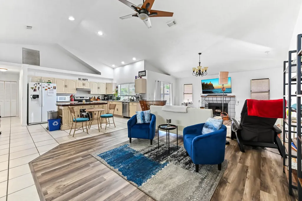 1014 SW Canary Terrace Port St Lucie FL 34953