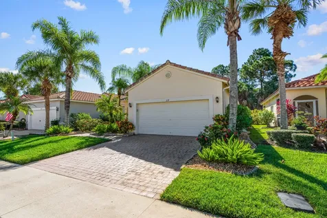 319 NW Treeline Trace Port St Lucie FL 34986
