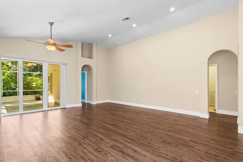319 NW Treeline Trace Port St Lucie FL 34986