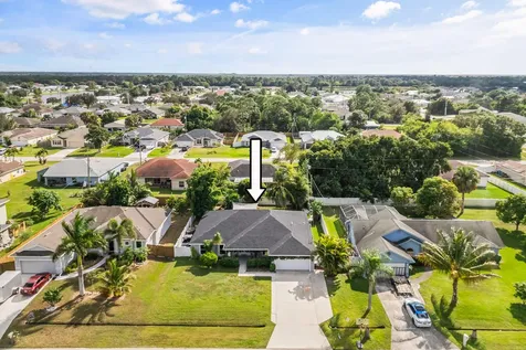 1074 SW Eckard Avenue Port St Lucie FL 34953