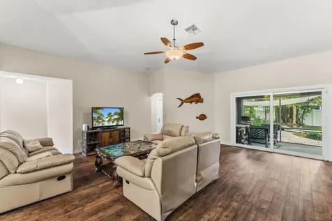 1074 SW Eckard Avenue Port St Lucie FL 34953