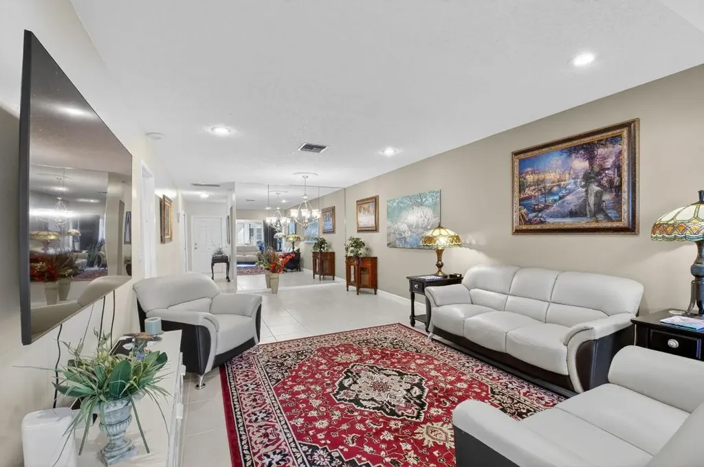 1141 Violet Terrace Delray Beach FL 33445