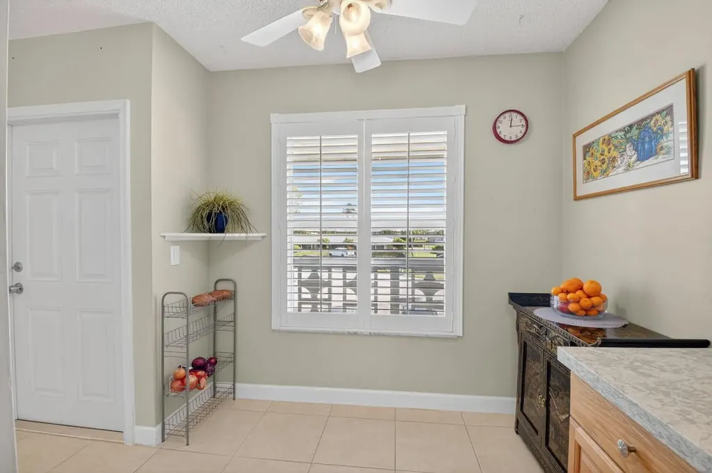 1141 Violet Terrace Delray Beach FL 33445