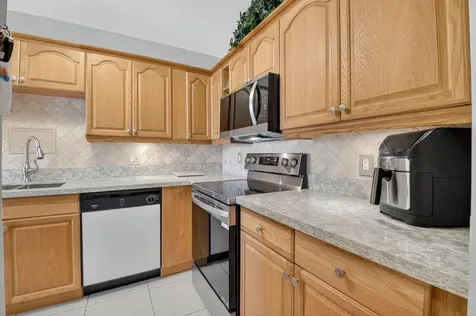 1141 Violet Terrace Delray Beach FL 33445