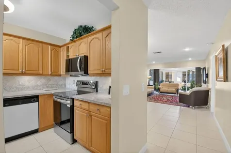 1141 Violet Terrace Delray Beach FL 33445