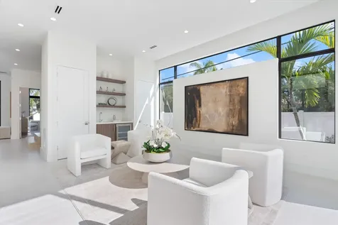 498 NE 6th Street Boca Raton FL 33432