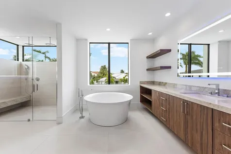 498 NE 6th Street Boca Raton FL 33432