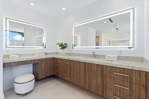 498 NE 6th Street Boca Raton FL 33432