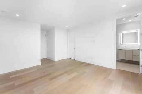 498 NE 6th Street Boca Raton FL 33432