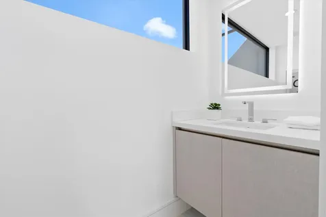 498 NE 6th Street Boca Raton FL 33432