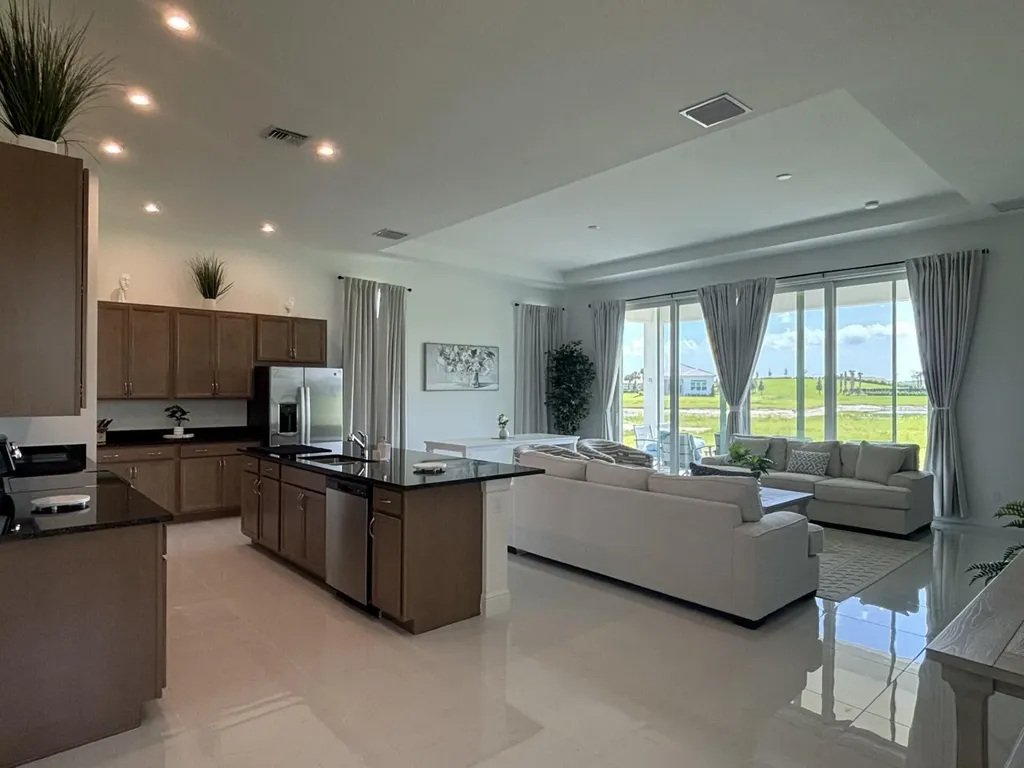 10231 SW Latium Way Port St Lucie FL 34987
