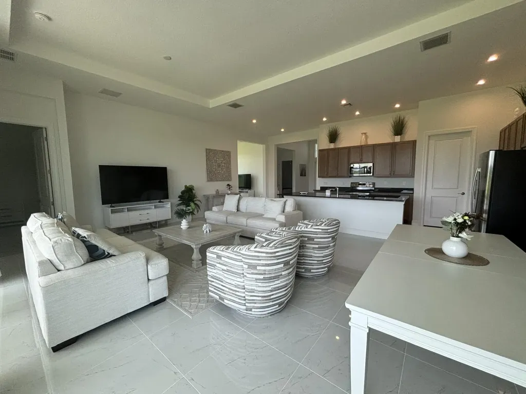 10231 SW Latium Way Port St Lucie FL 34987