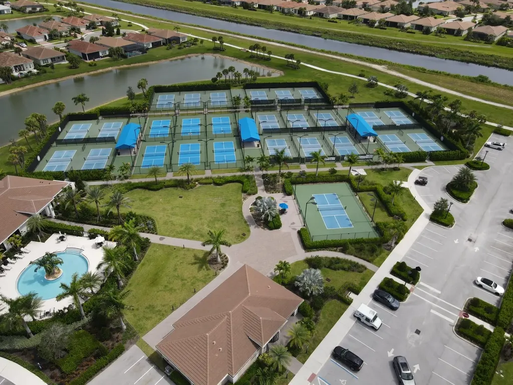 10231 SW Latium Way Port St Lucie FL 34987