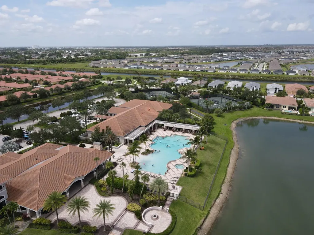 10231 SW Latium Way Port St Lucie FL 34987