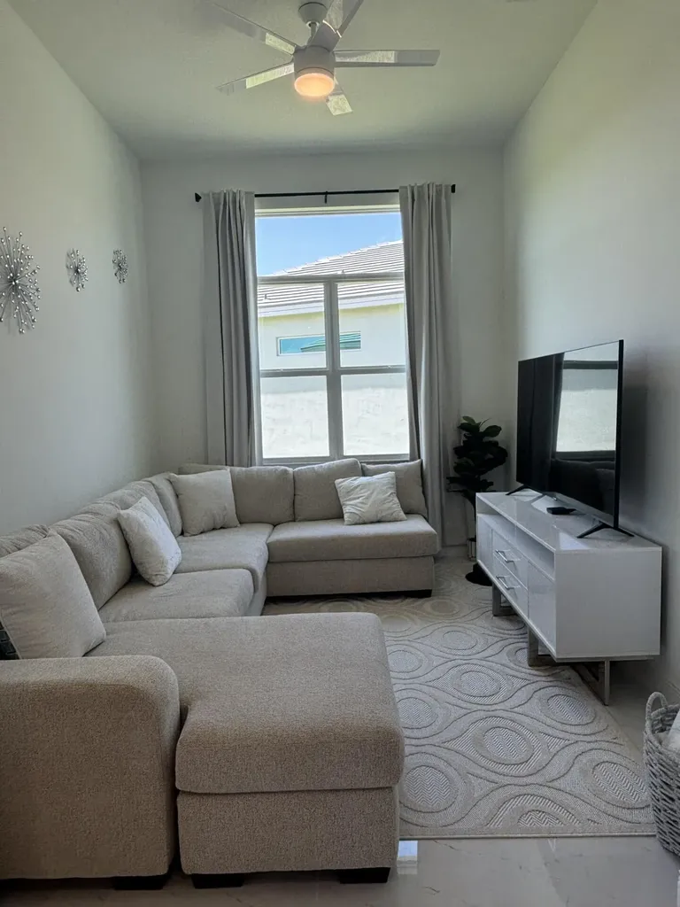 10231 SW Latium Way Port St Lucie FL 34987