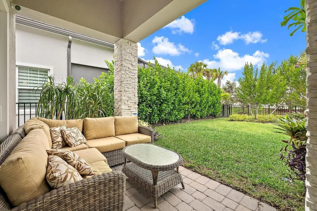 12509 Triumph Lane Palm Beach Gardens FL 33412