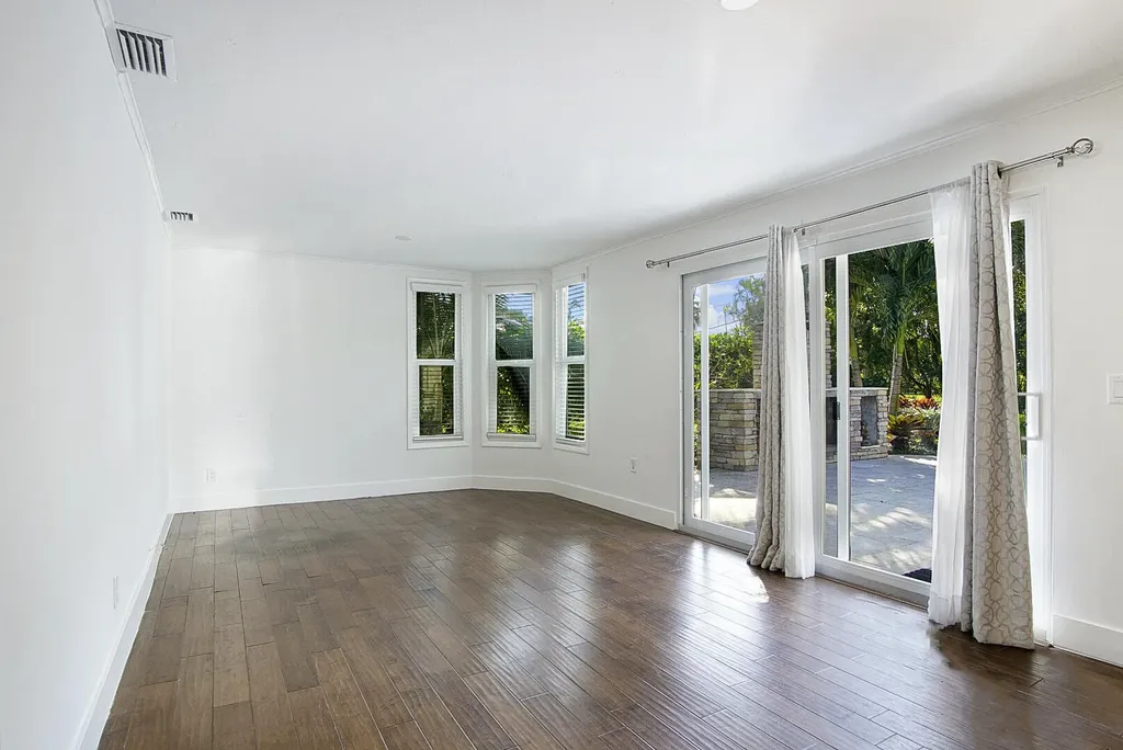924 Pompano Drive Jupiter FL 33458