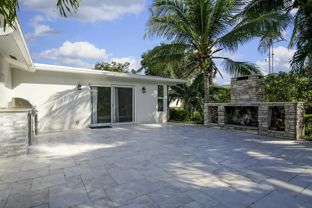 924 Pompano Drive Jupiter FL 33458