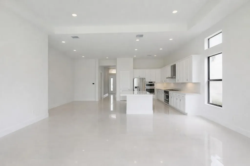 8252 Crystal Downs Avenue Boca Raton FL 33434