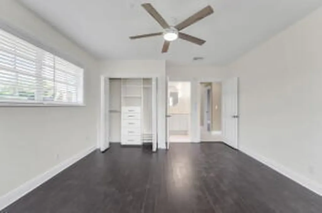 2070 NE 27th Street Lighthouse Point FL 33064