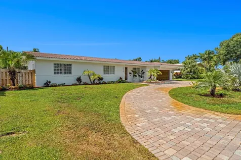 2070 NE 27th Street Lighthouse Point FL 33064