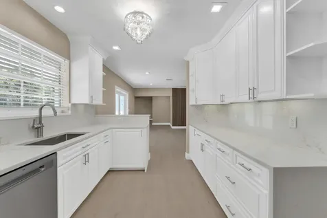 2070 NE 27th Street Lighthouse Point FL 33064
