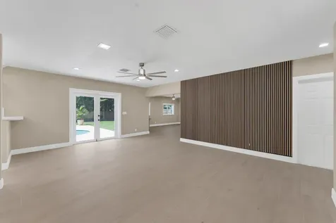 2070 NE 27th Street Lighthouse Point FL 33064
