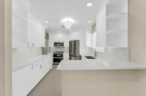 2070 NE 27th Street Lighthouse Point FL 33064