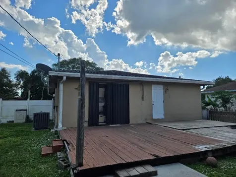 4614 Arlette Court Lake Worth FL 33461