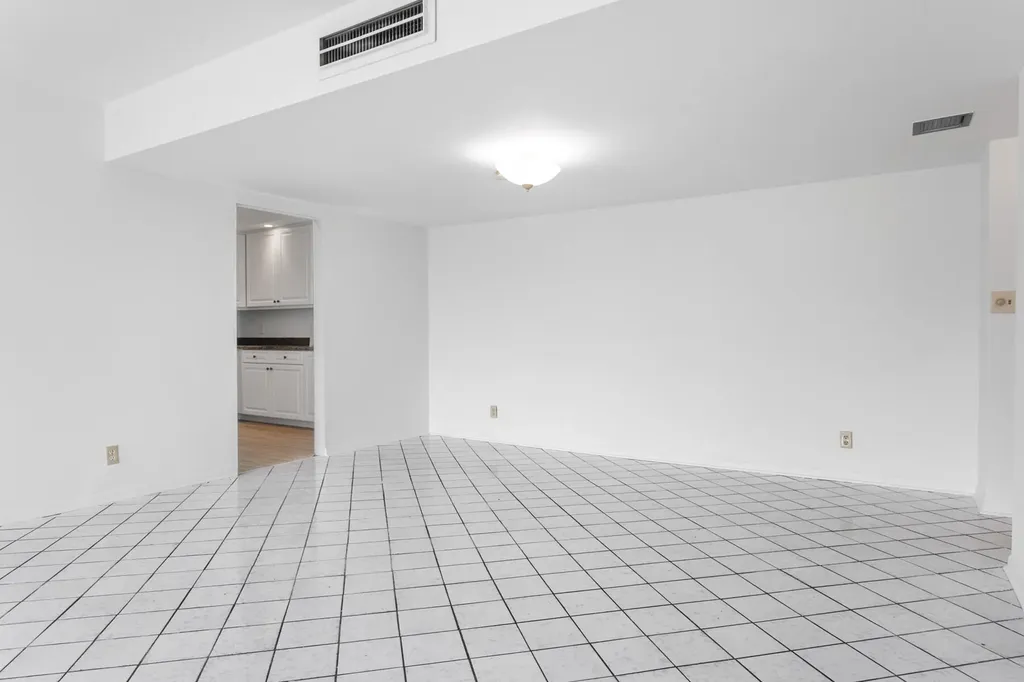 2860 S Ocean Boulevard Palm Beach FL 33480
