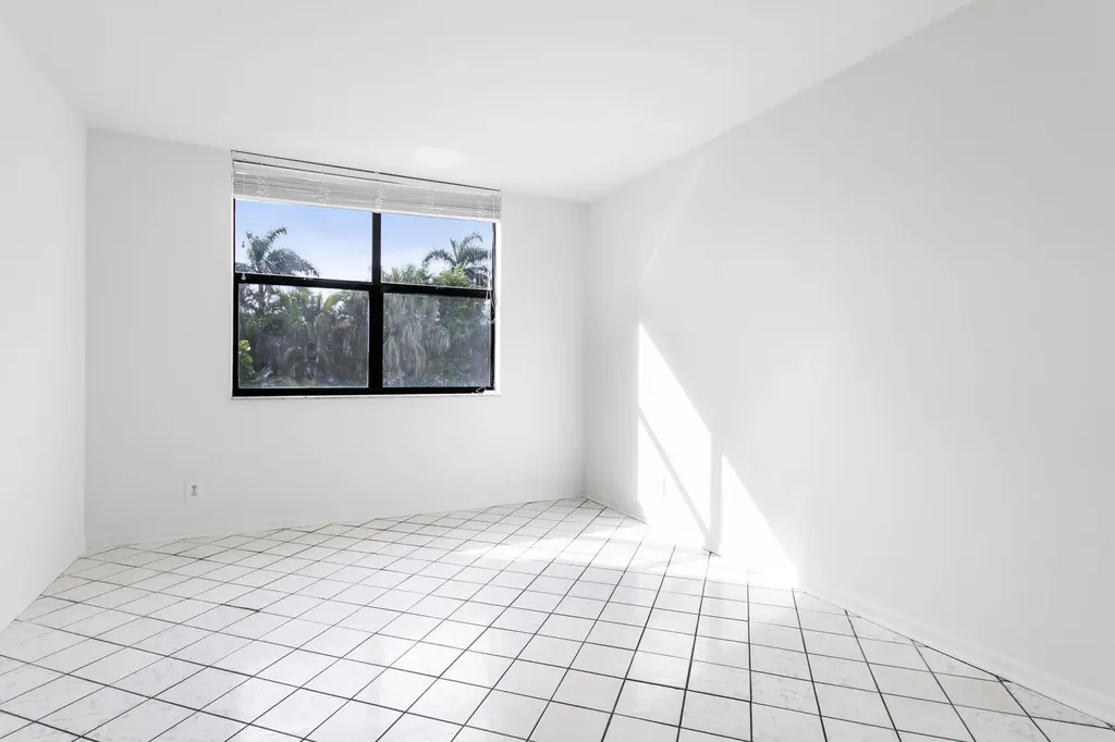 2860 S Ocean Boulevard Palm Beach FL 33480