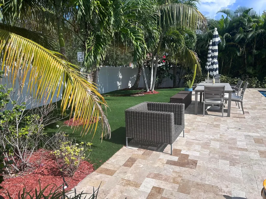 301 S Swinton Avenue Delray Beach FL 33444