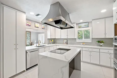 1351 Partridge Place N Boynton Beach FL 33436