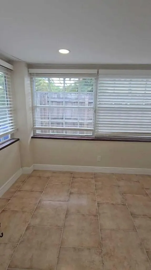 1435 NE 182nd Street North Miami Beach FL 33162