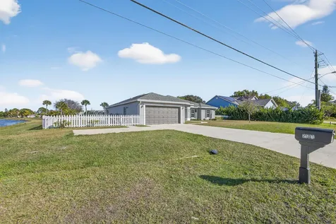 2501 SE Mariposa Avenue Port St Lucie FL 34952