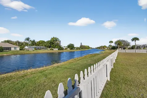 2501 SE Mariposa Avenue Port St Lucie FL 34952