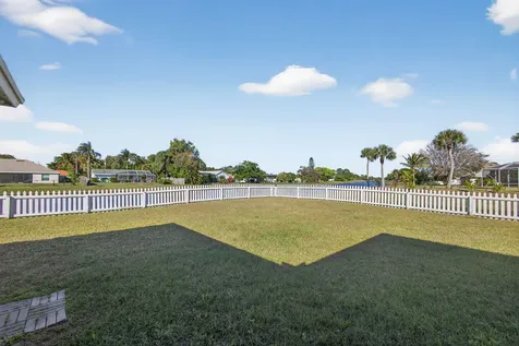 2501 SE Mariposa Avenue Port St Lucie FL 34952
